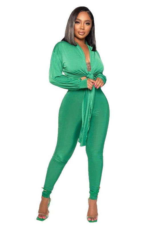 THE CLASSIC TWO-PIECE PANT SET