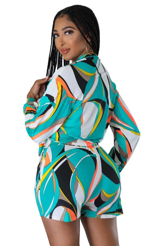 KARA COLOR WAVE TWO-PIECE SHORT SET