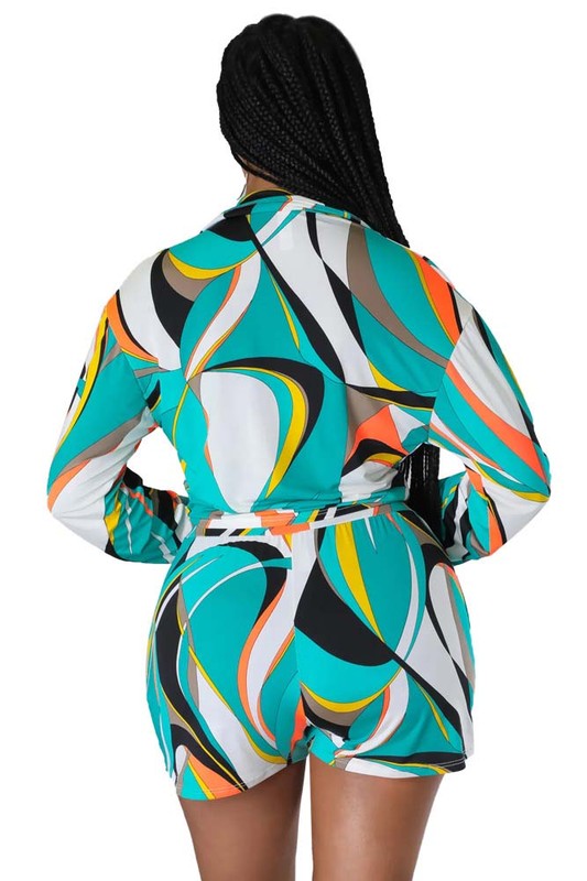 KARA COLOR WAVE TWO-PIECE SHORT SET